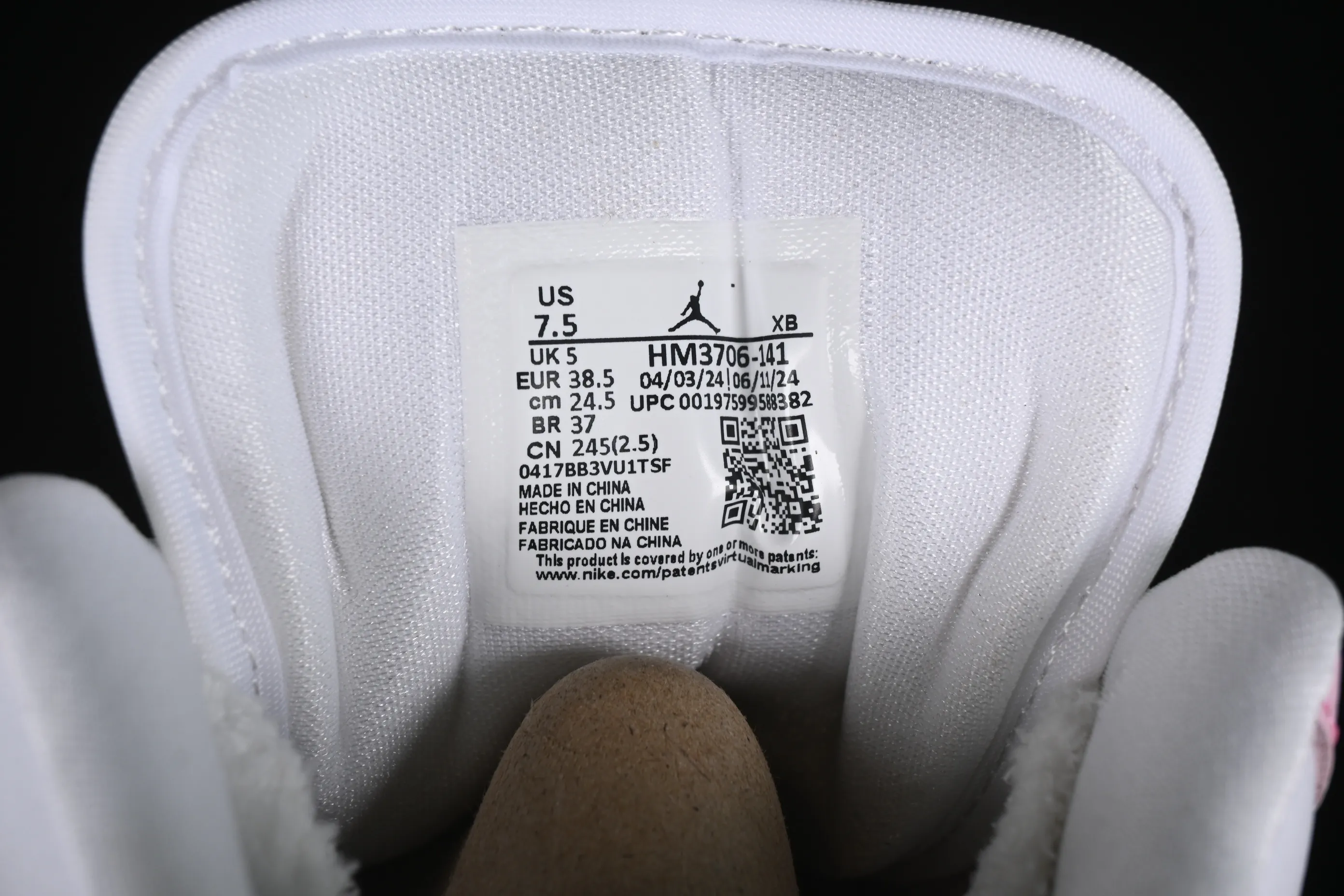 All categories Air Jordan Jordan series basketball shoes Air Jordan 1 Low G version pure original Air Jordan 1 Low SE AJ1 Joe 1 paw print low-top cultural casual sneakers HM3706-141